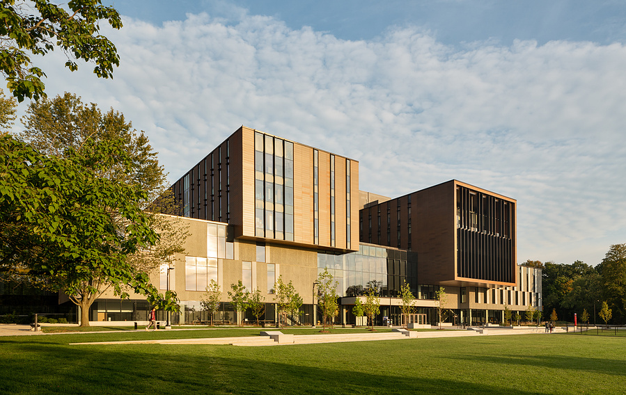 Perkins and Will University of Toronto Mississauga Campus Building. Photographed by Adrian Ozimek, Canada Toronto architectural and Interiors photographer. Maanjiwe nendamowinan The building has a LEED Silver designation,Canadian architect photgorapher
