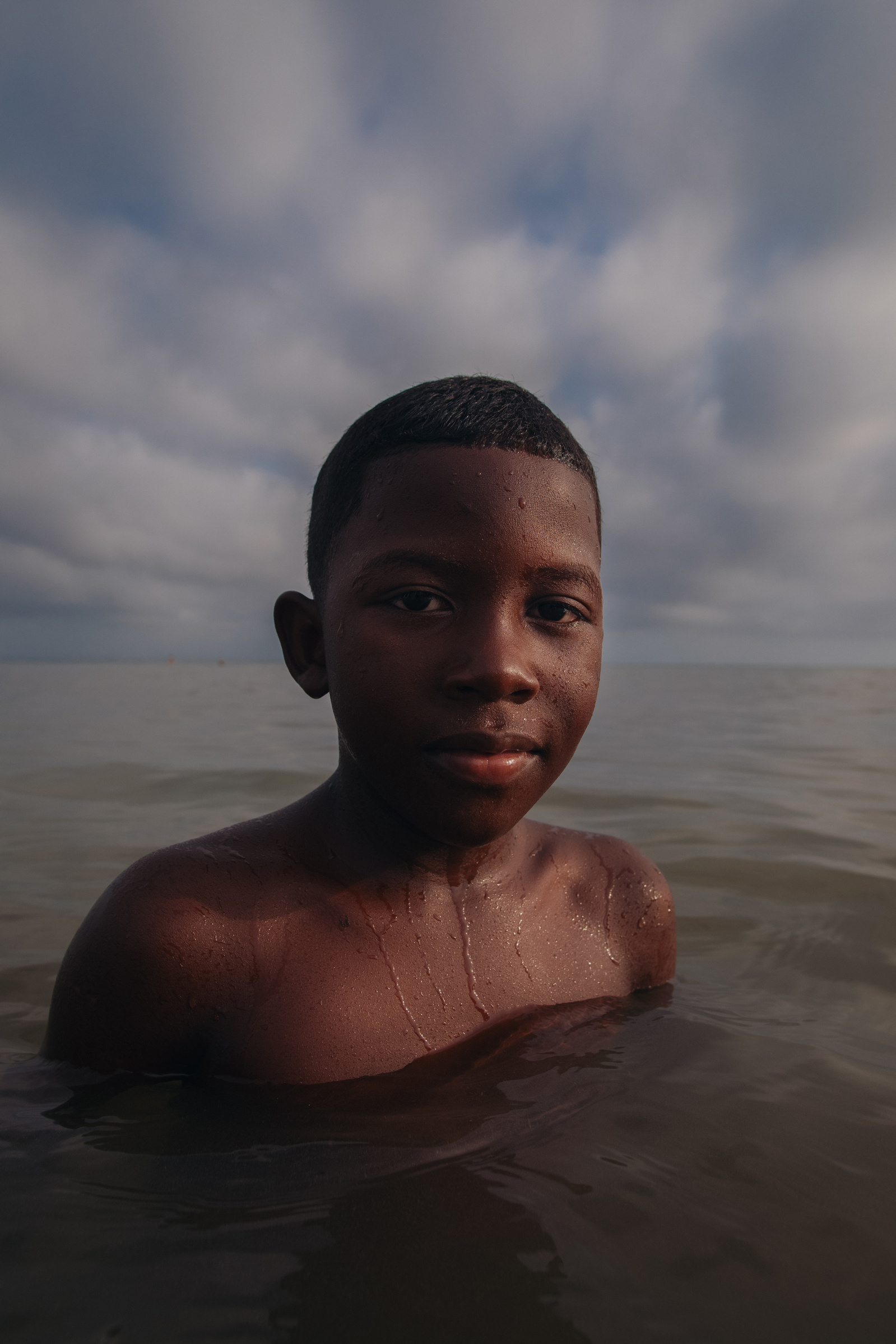 Afro child in the sea