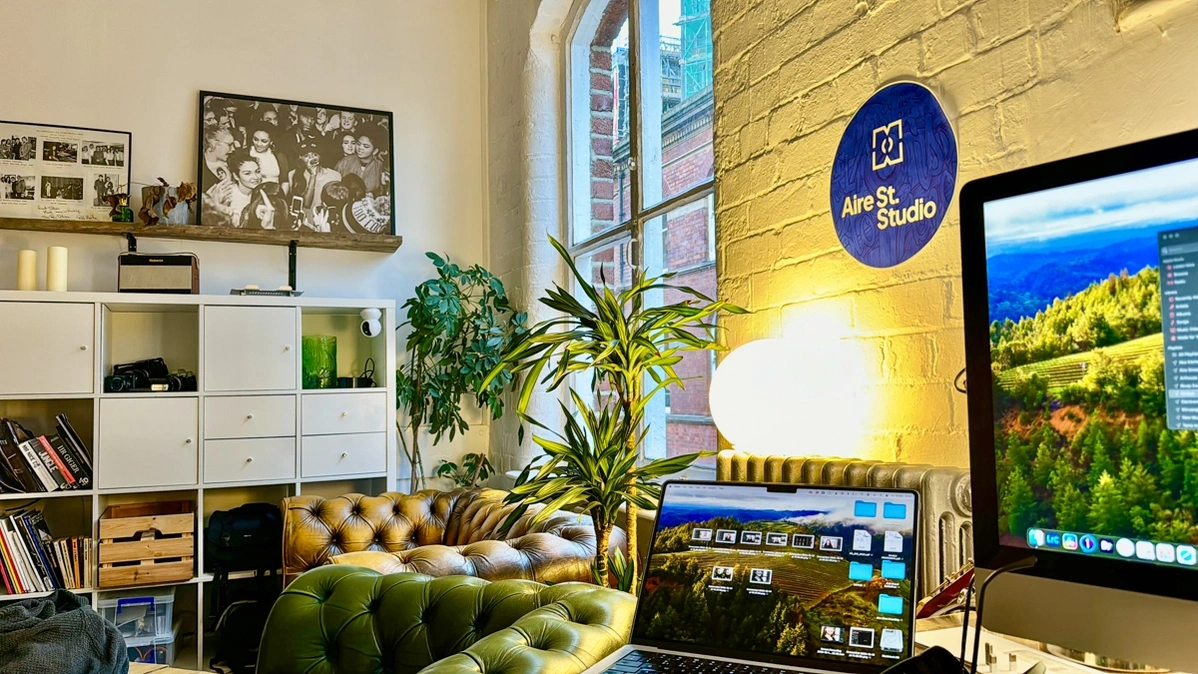 Interior at Aire Street Studio & Headshots Photo studio with iMac and edit suite 