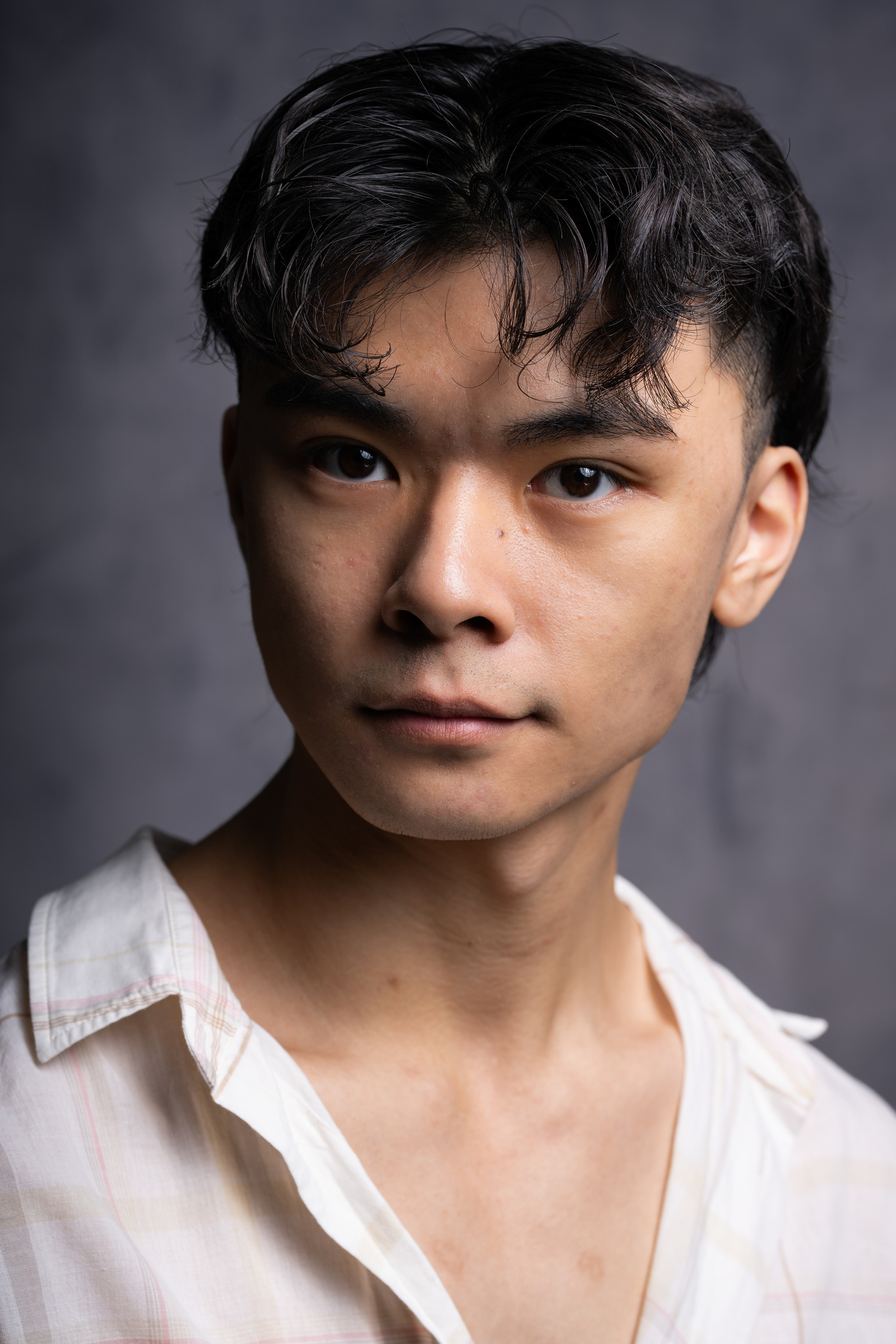actor headshots asian actor dark black hair cool lighting 