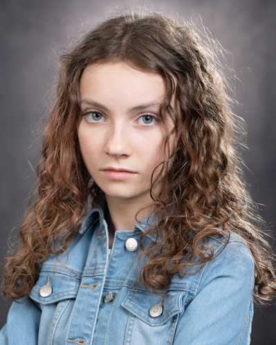 OG:Image Young female Actor Photographed in Aire Street Studio by Mark Wheelwright