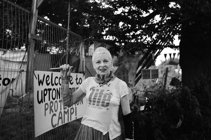 This unframed Giclee Fine Art Print Size A3 Printed on Hahnemuhle William Turner 190GSM Edition of 1/100. This photo was taken of Vivienne at Upton camp and is the photo after the one that features in Vivienne Westwood by Vivienne Westwood & Ian Kelly Boo