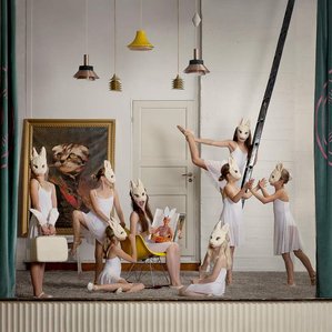 kunstfoto av Jannecke Sanne Normann,rabbit story 
Fotokunst, kunstfoto. artphotography