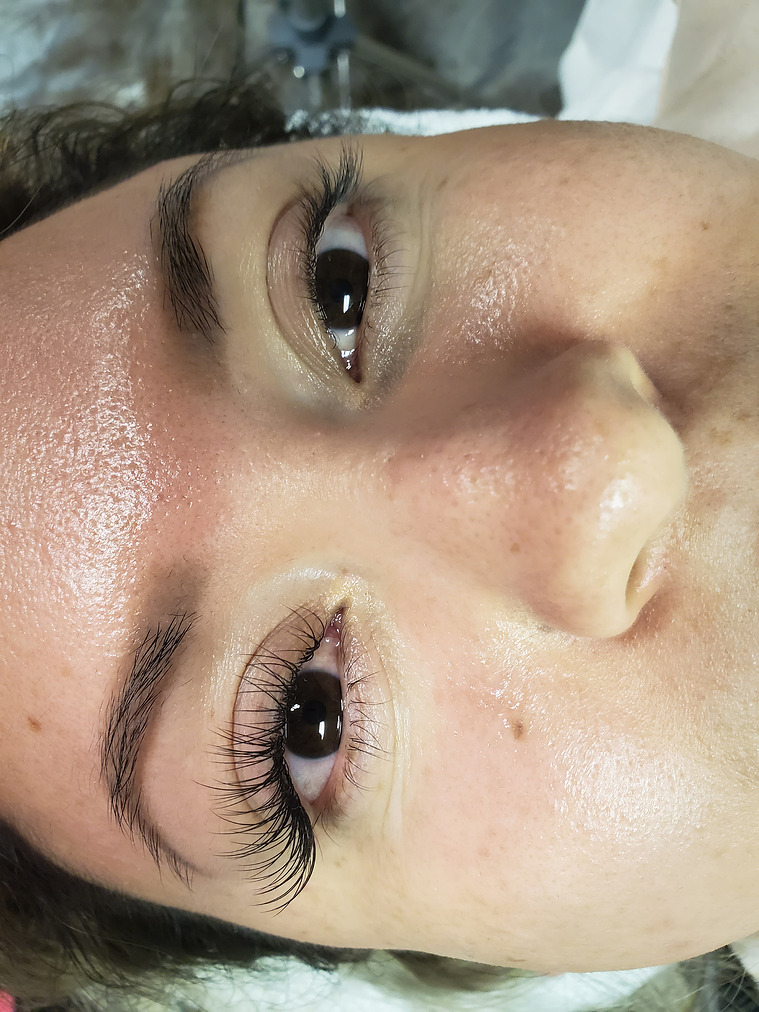 Lash Extensions Open the Eye!
Check out this before and after!
