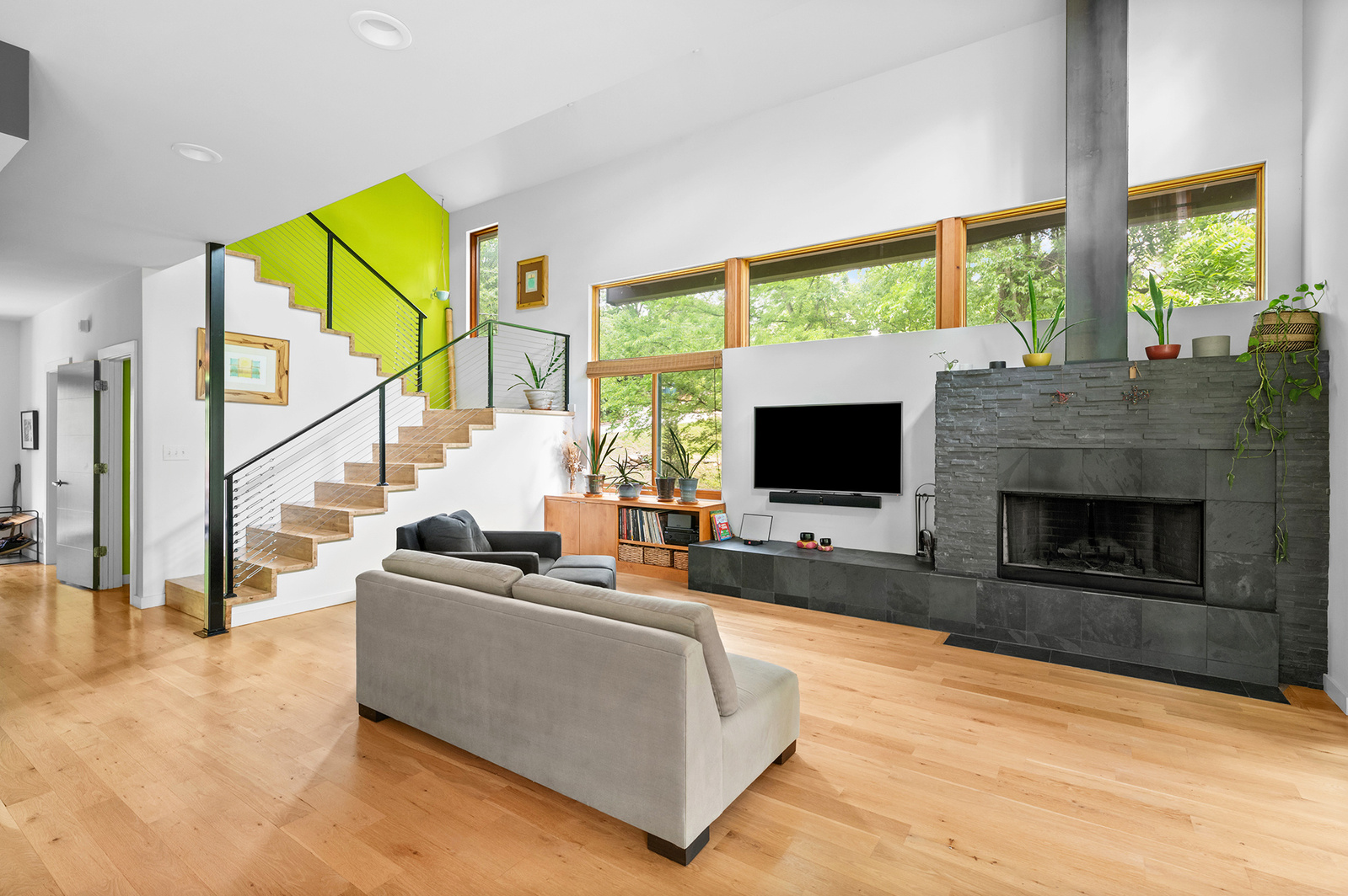 Real Estate Photographer Athens Georgia, Real Estate Videographer Athens Ga, Rental Property Photography Athens Ga, Drone Photographer Athens Ga, Marketing Media Athens Ga, Floors Plans, Twilight Photography. Property Video Athens GA, Head Shots Athens Ga