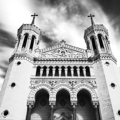 cathédrale de Fourvière pause longue noir et blanc photo art