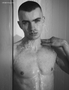 GMARO - 2025 - Magazine
Publication Interview [Scott Uzoho X Oliver Dillon
Reilly X Colours Agency]