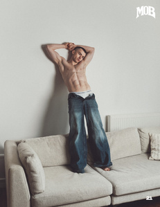 MOB JOURNAL - 2025 - Magazine
Publication Interview [Scott Uzoho X Oliver Dillon
Reilly X Colours Agency]