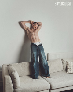 BOYLICIOUS MAG - 2025 - Magazine
Publication&#x2F;Interview [Scott Uzoho X Oliver Dillon
Reilly X Colours Agency]