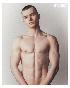 BOYLICIOUS MAG - 2025 - Magazine
Publication&#x2F;Interview [Scott Uzoho X Oliver Dillon
Reilly X Colours Agency]
