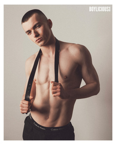 BOYLICIOUS MAG - 2025 - Magazine
Publication&#x2F;Interview [Scott Uzoho X Oliver Dillon
Reilly X Colours Agency]