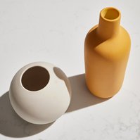 Los Angeles professional and affordable photo studio for photography and video production. Prop rental surfaces, faux, tile, stone, wood, and metal.