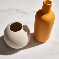 Los Angeles professional and affordable photo studio for photography and video production. Prop rental surfaces, faux, tile, stone, wood, and metal.
