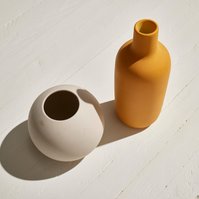 Los Angeles professional and affordable photo studio for photography and video production. Prop rental surfaces, wood, tile, stone, faux, and metal surfaces.