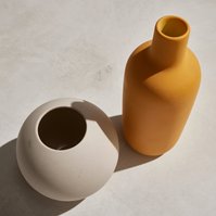 Los Angeles professional and affordable photo studio for photography and video production. Prop rental surfaces, faux, tile, stone, wood, and metal.