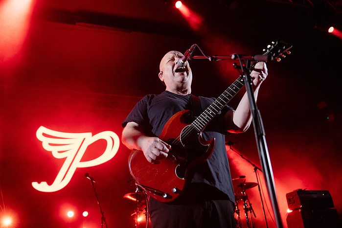 Pixies - The O2 Academy, Birmingham, 2025 - Live music photography by Northamptonshire based photographer Stuart Hogben.