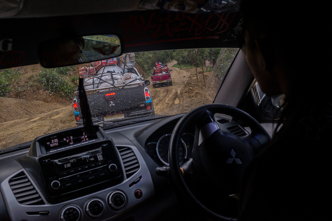 Lani Jaya, Papua, Indonesia. 2016. Regional connectivity encourages the massive presence of factory-made consumer goods in indigenous Papuan communities.
