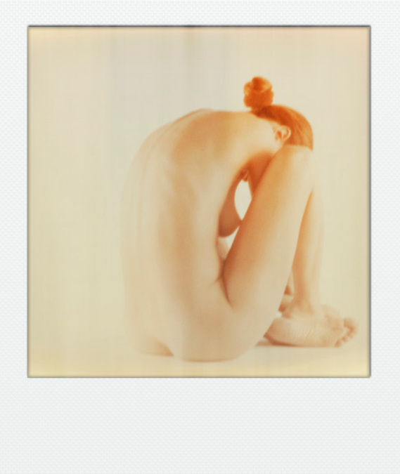 Photographie d'Amarutta nue par Narkildo, Polanoid, Lausanne, Suisse, 2019