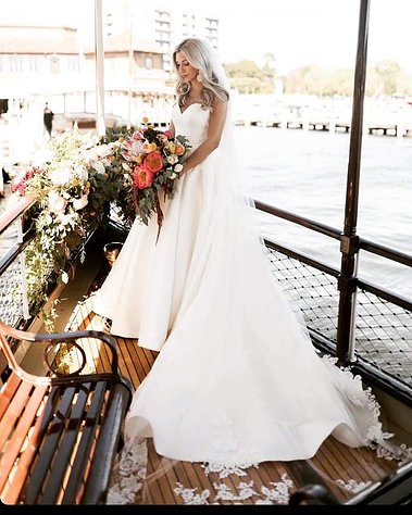 I hired Brit to be the makeup artist at my wedding, deserves all the praise! Her talent is truly exceptional, as she effortlessly enhanced everyone's natural beauty, leaving us all feeling glamorous and confident. From the flawless application to the care
