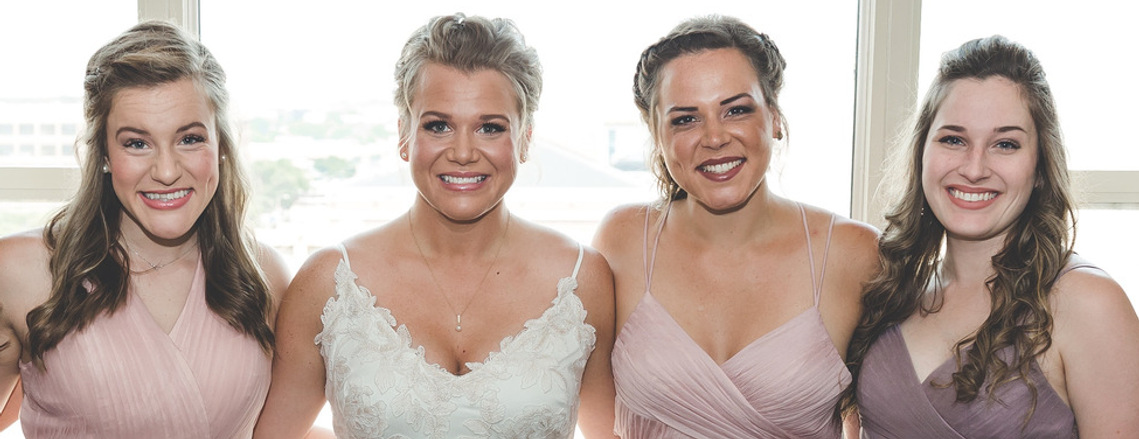 makeup artist near me in milwaukee wisconsin
find a makeup artist in madison wisconsin
natural makeup artist in milwaukee