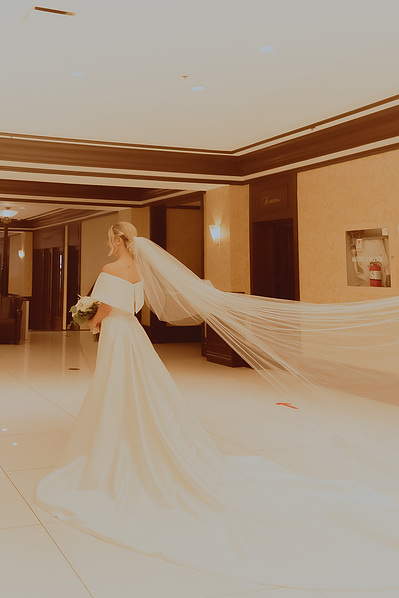 Montreal Wedding Bride Dress Artistic Photography Candice Pantin