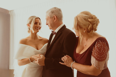 Montreal Wedding Bride and Parents Photography Candice Pantin