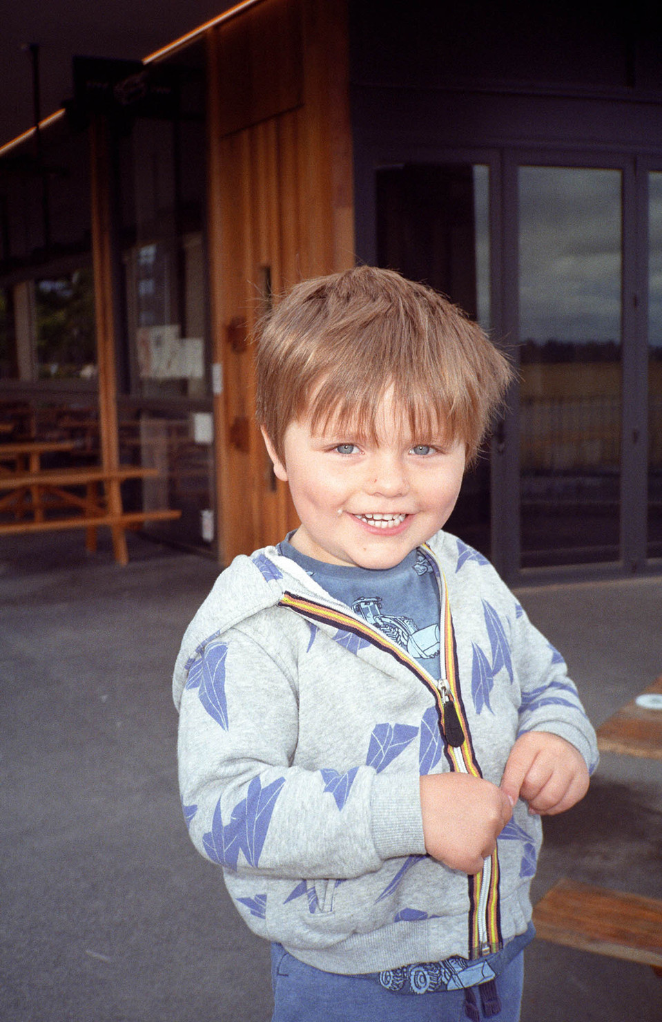Finn, Leica AF-C1, Kodak Gold 200