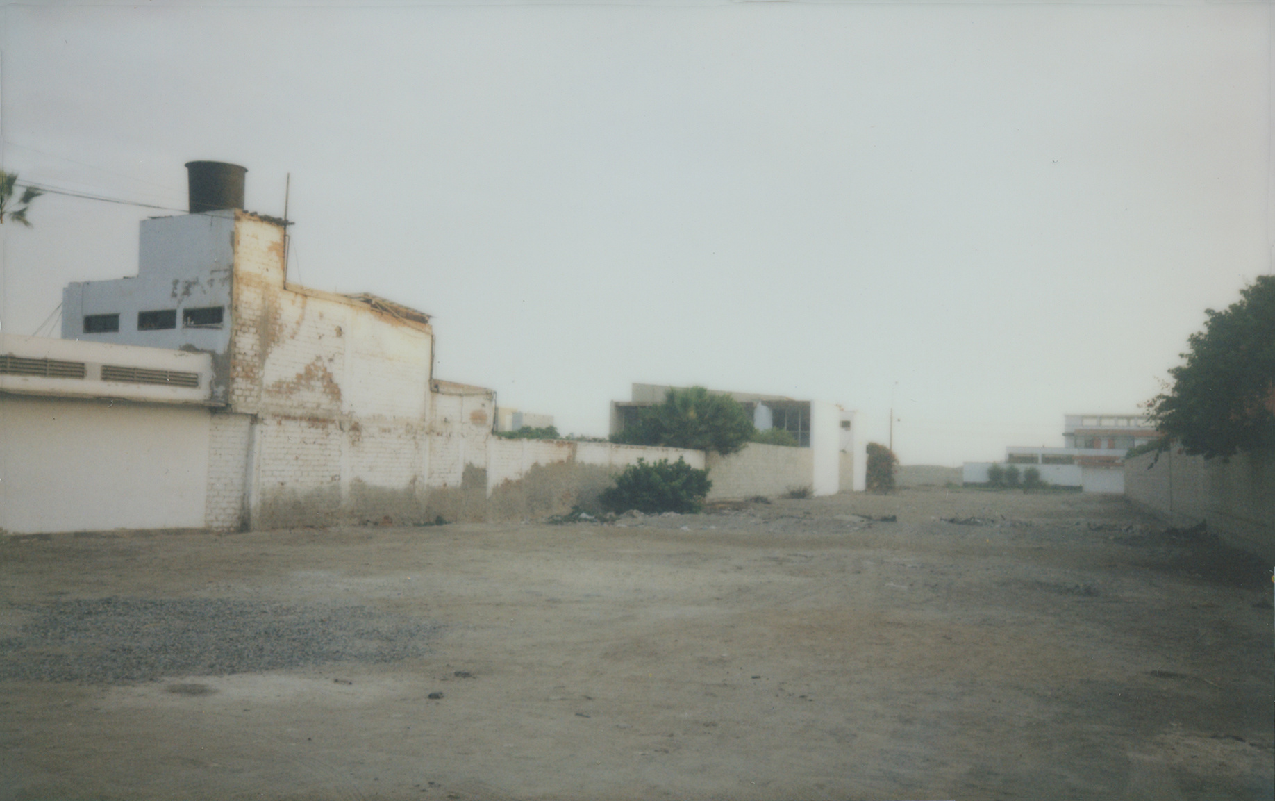 fotografia analogica
fuji instax wide
instant film
film photography
Juan Pablo Aragón
Lima Perú