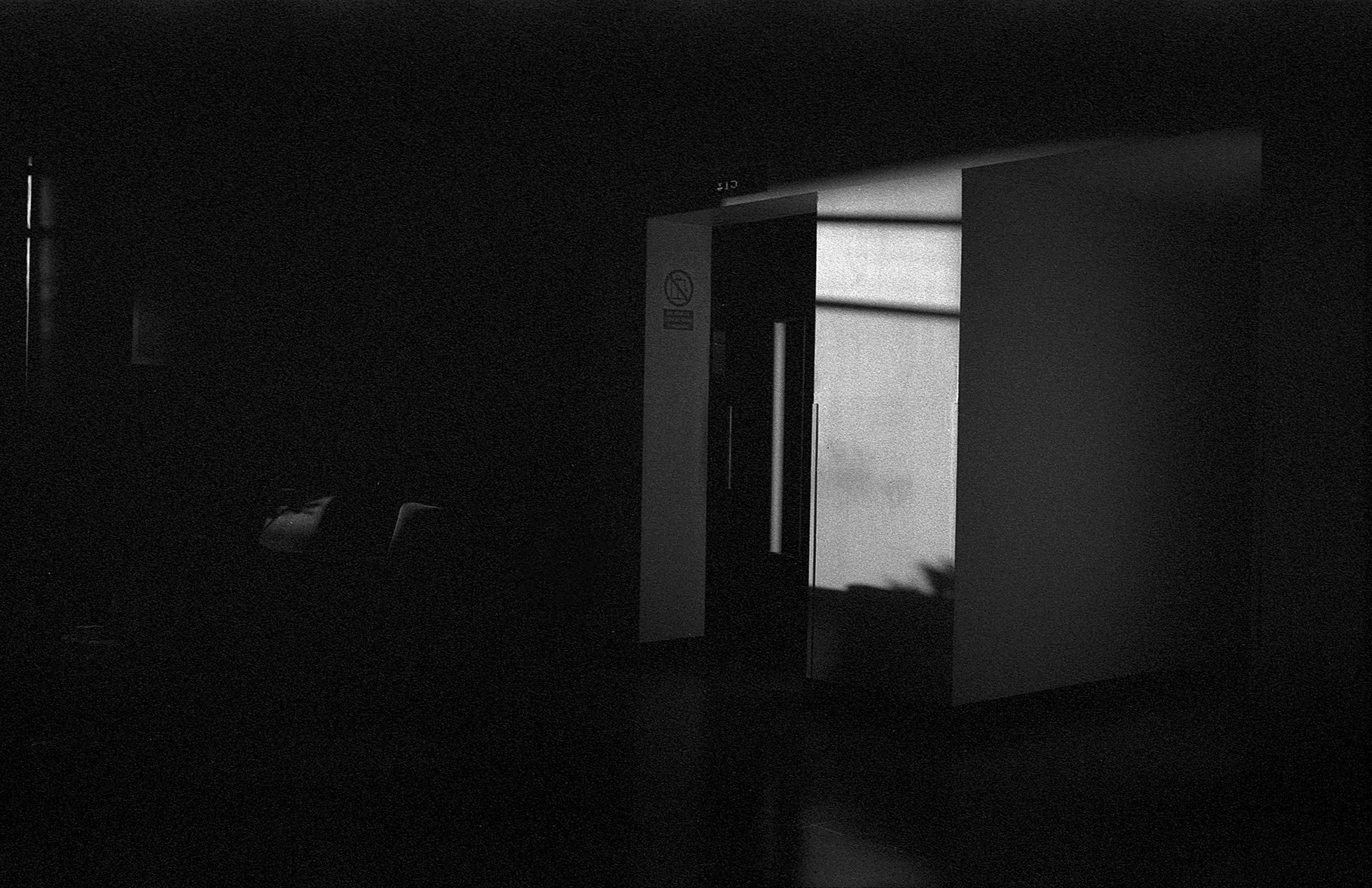 fotografia analogica
35mm
canon eos elan IIe
ilford delta 400
expired film
film photography
Juan Pablo Aragón
Lima Perú