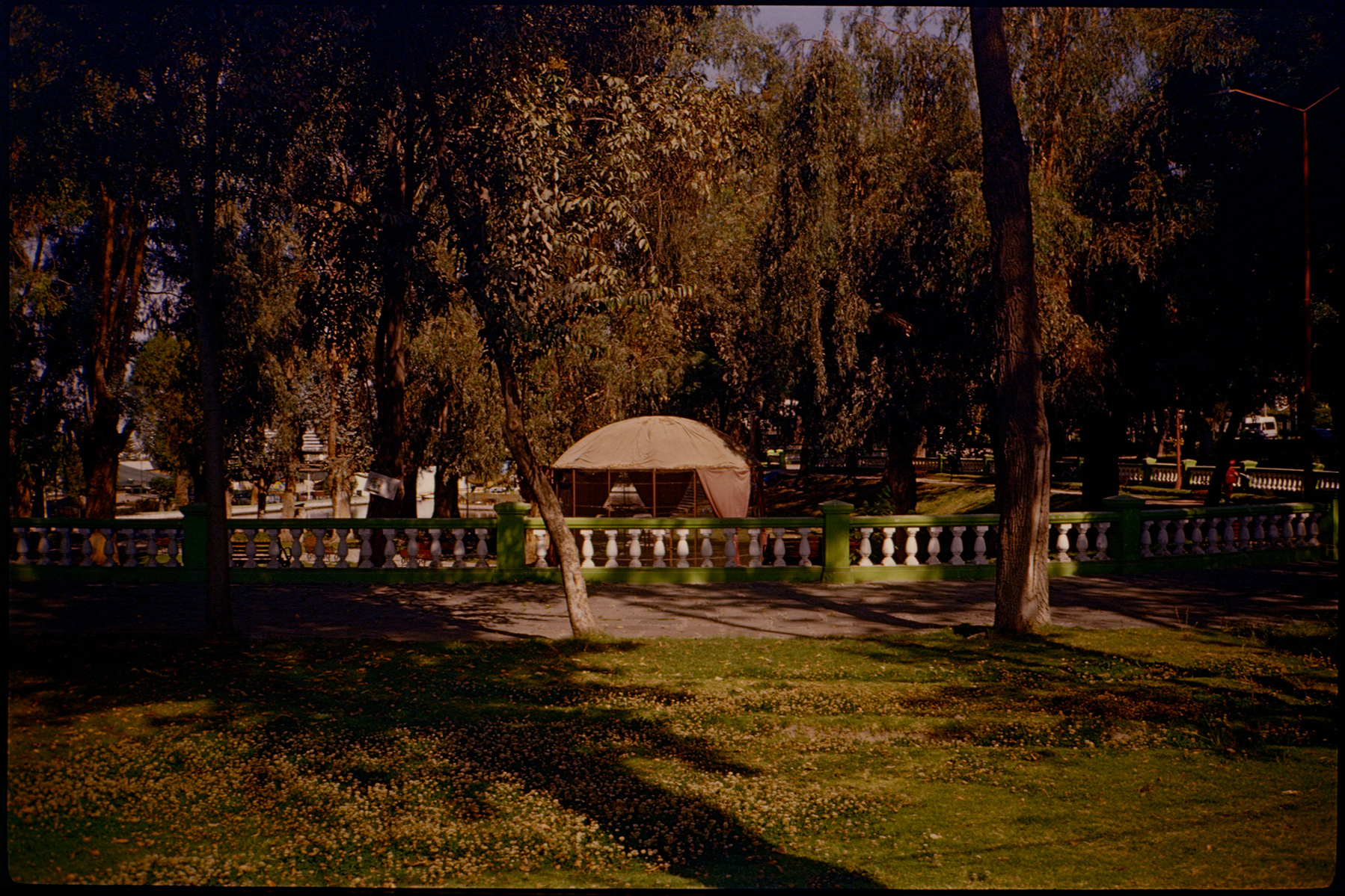 fotografia analogica
kodak elite chrome 100
35mm
film photography
contax t2
Juan Pablo Aragón
Lima Perú
