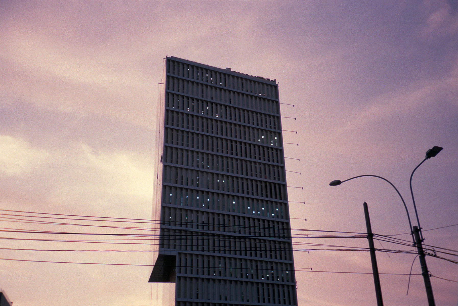 fotografia analogica
35mm
olympus stylus 120
film photography
Juan Pablo Aragón
Lima Perú