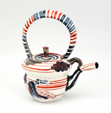 磁器土瓶　、磁器チーポート　、アロンサイス　、Porcelain teapot , contemporary teapot , blue and red porcelain ,