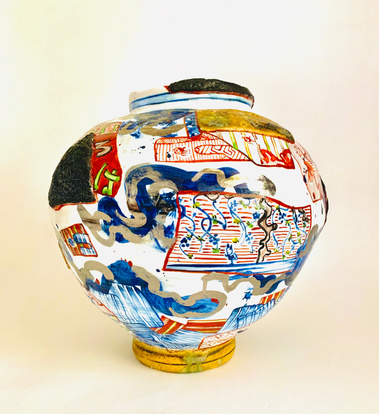 Moon jar,Yobitsugi , kinstugi,Oribe style,呼び継　、porcelain moon jar 