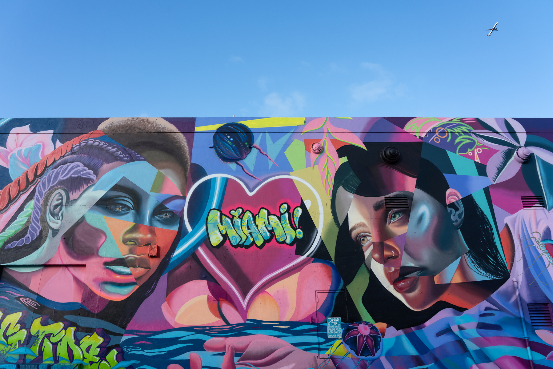 Two women in love in Miami
