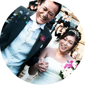 Portsmouth based photographer covering wedding and commercial.