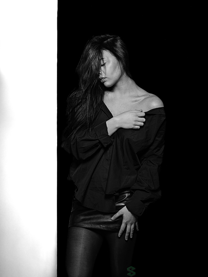 Remarkable black and white photographs captured by Zack Daigle Studios.