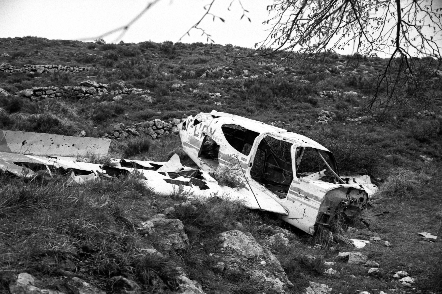 Crashed plane shot by Grégoire Huret with 35mm Leica M6 & Ilford HP5.
Location : Tourrettes-sur-Loup (France)