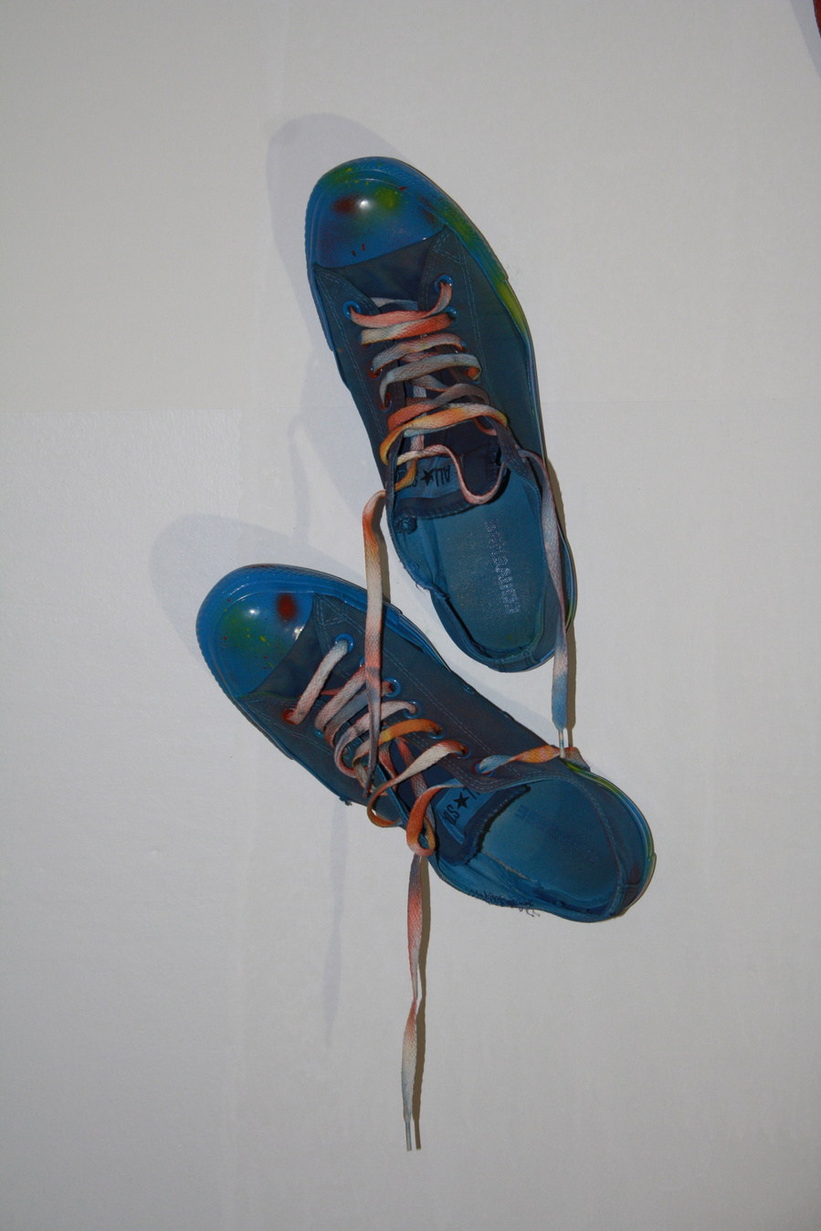 This is "Pop Society", a site specific of the artist Marcello Ghirardi Paganella, realized during Festivaletteratura 2013.
