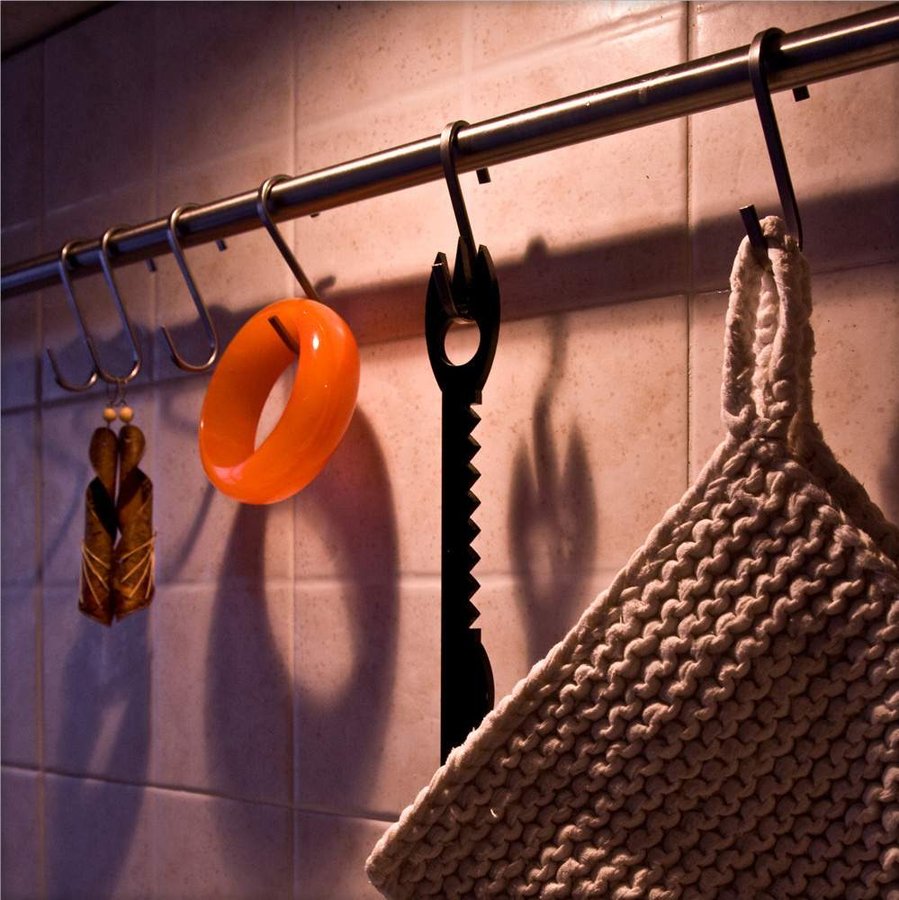 This is "Antiposata", official gadget for a site specific of the artist Marcello Ghirardi Paganella, realized for the Centenary of Futurism, an event held at Clos Winebar.