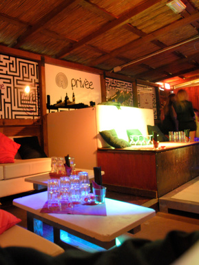 retail design for CLIENTE 1