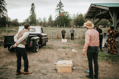 Country Wedding in Dove Creek, Courtenay, Vancouver Island