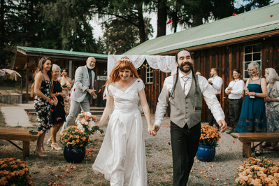 Bride and Groom in wedding ceremony, Country Wedding in Dove Creek, Courtenay, Vancouver Island