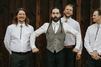 Country Wedding in Dove Creek, Courtenay, Vancouver Island