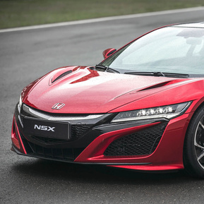 an image of the Honda / Acura NSX on a racetrack