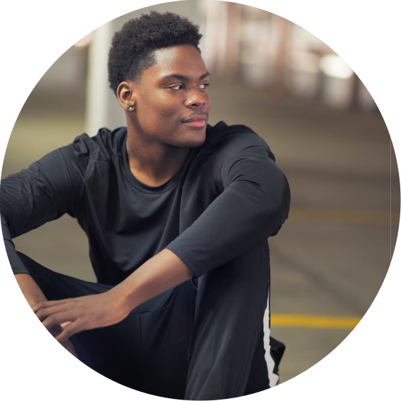 Popular Senior Pictures packages includes sports and music themed pictures 