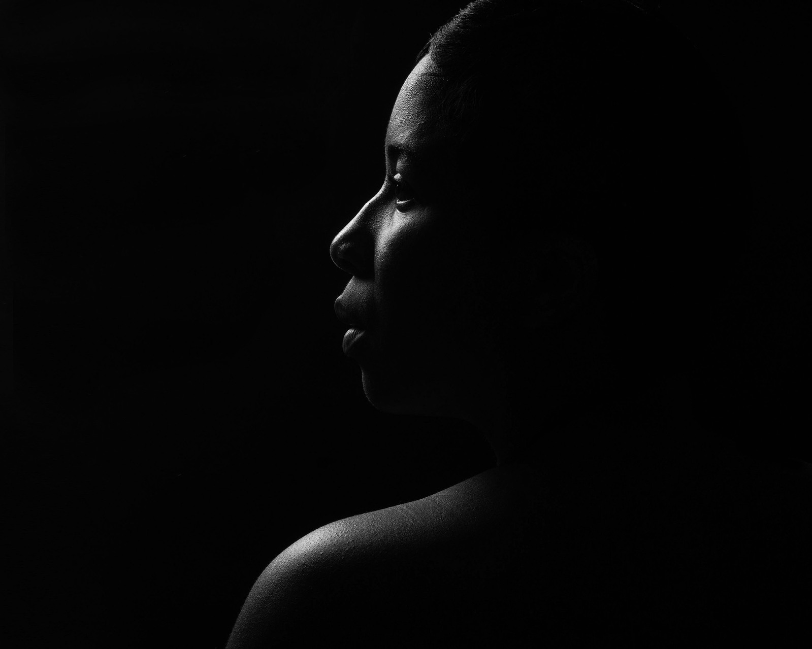 side profile of a woman