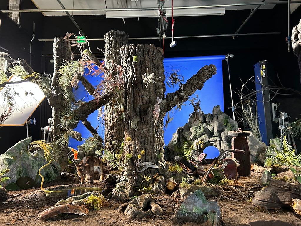  set from Oliver Levine animation