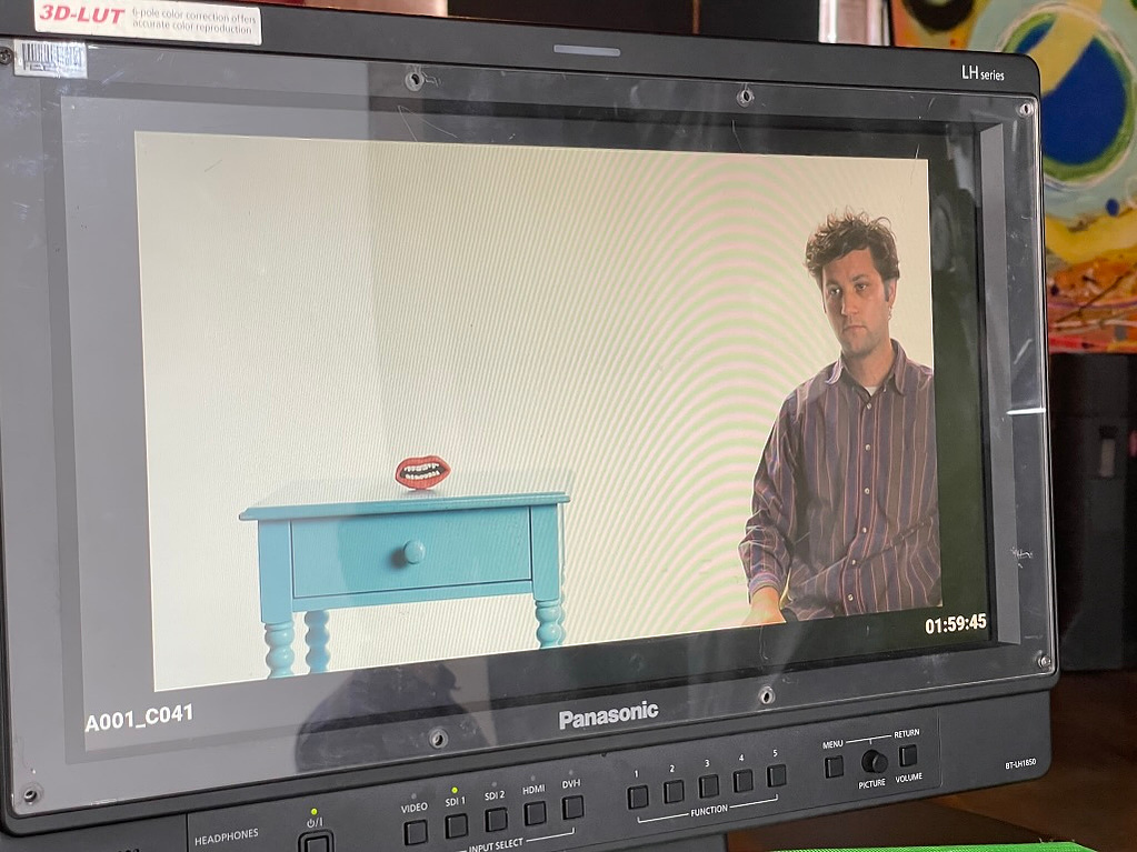 Ade Music video Ambivert. Behind the scenes from Oliver Levine animation