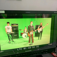Ade Music video Ambivert. Behind the scenes from Oliver Levine animation
