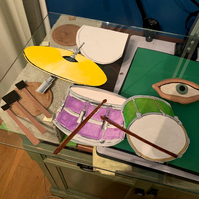 Ade Music video Ambivert. Behind the scenes from Oliver Levine animation. Paper cutout puppets